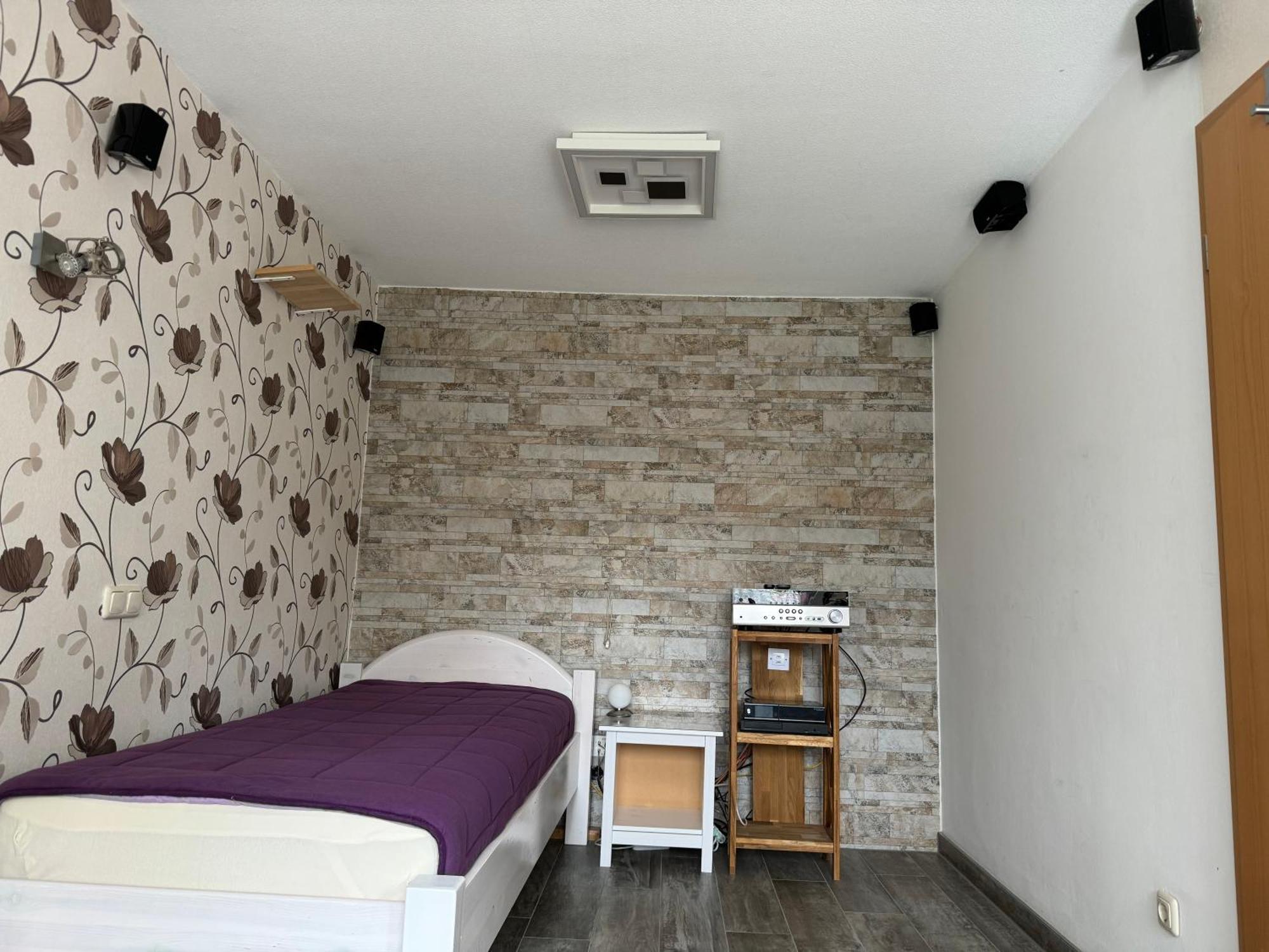 Messe-Apartment, 4 Schlafzimmer, 80 Qm, Garten - 6 Km Zur Messe, Verkehrsguenstig, Ruhig, Parkplaetze Nuremberg Extérieur photo
